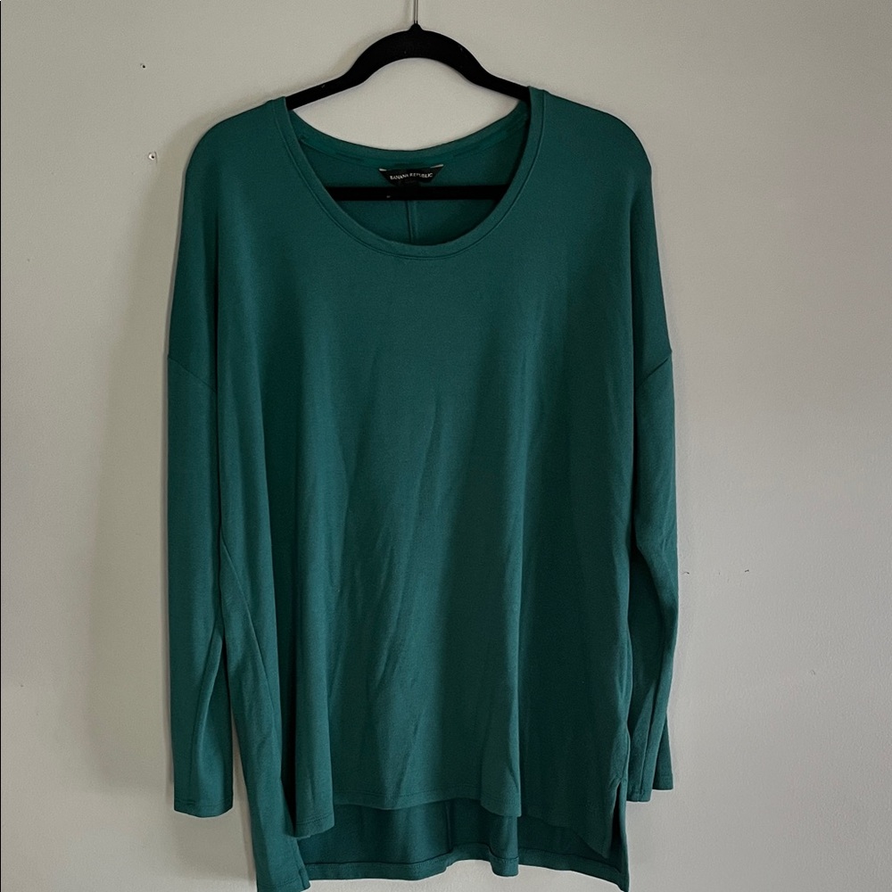 Banana Republic Long Sleeve Women's Top